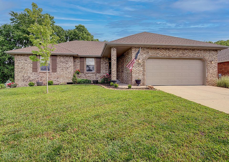All brick, walkout basement.