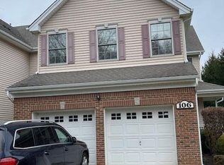 106 Whitlock Ct, Manalapan, NJ 07726