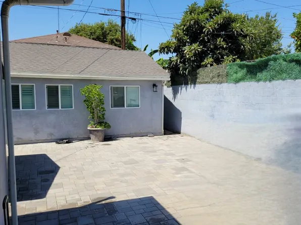 225 N Alexander St, San Fernando, CA 91340