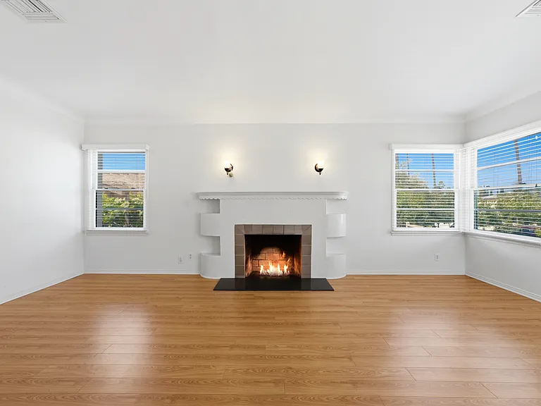 1264 Western Ave — Photo 4