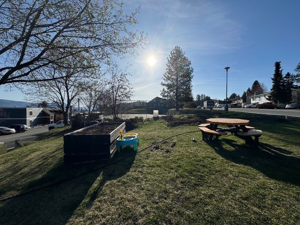 1810 Summit Dr #56, Kamloops, BC V2E 2C7