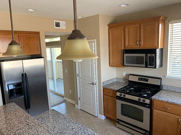 5th image of 4913 Bougainvillea Cir