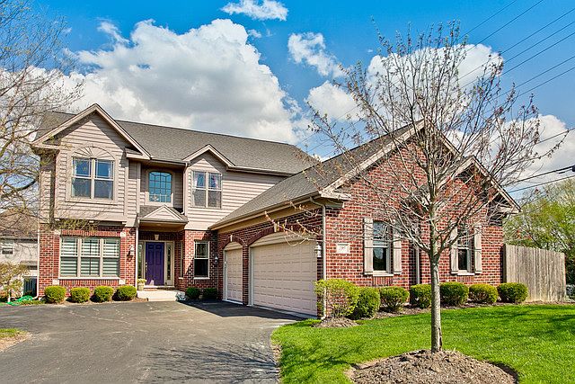 1st image of 793 S Greenleaf Ct