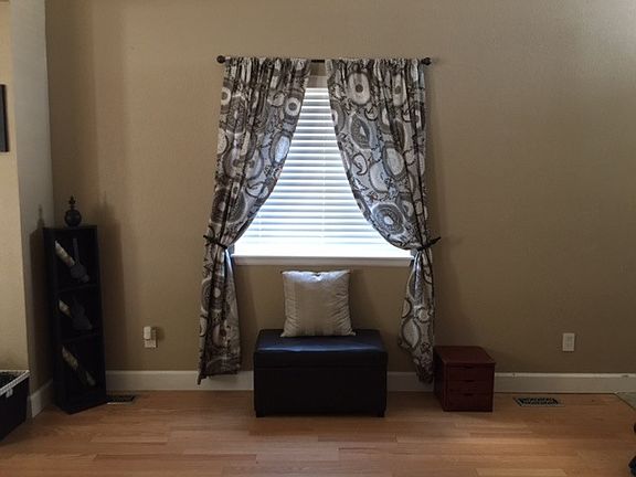 Entry, living room