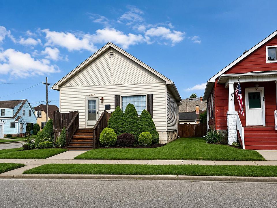 1st image of 2225 Geneva STREET