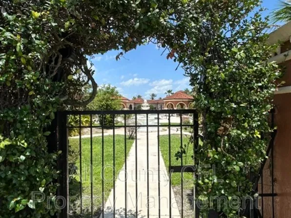 5500 Metrowest Blvd APT 14-108, Orlando, FL 32811