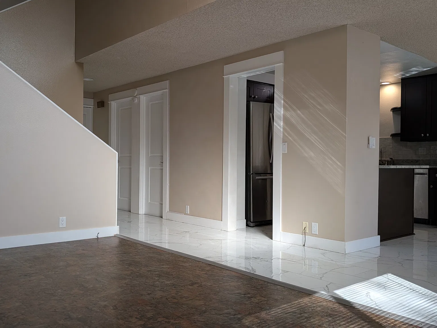 3 bed, 1318 sqft, $2,100 — Photo 2
