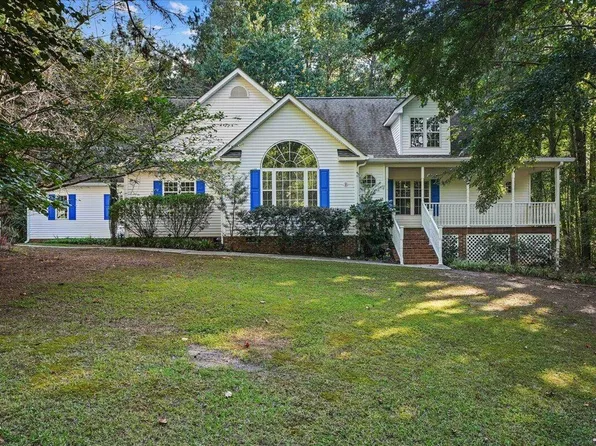 137 Redbud Dr, Clayton, NC 27520