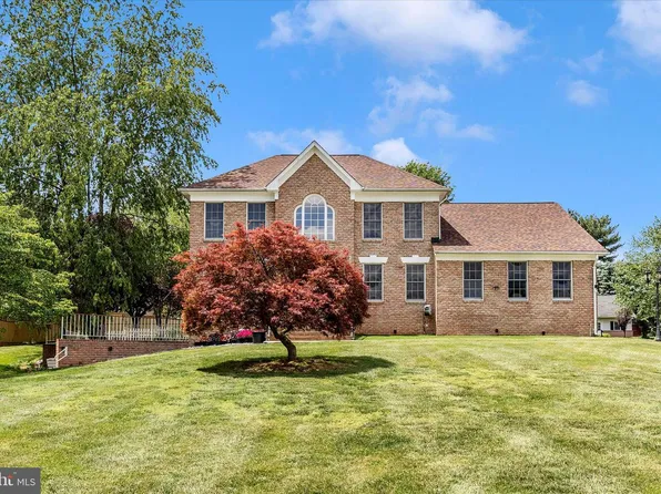 6104 Edmont Dr, Frederick, MD 21704