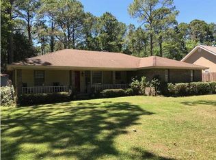 6 Apalachee St, Apalachicola, FL 32320