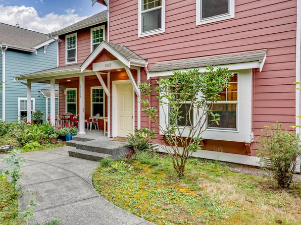 10693 Kingston Meadows Cir #10693, Kingston, WA 98346