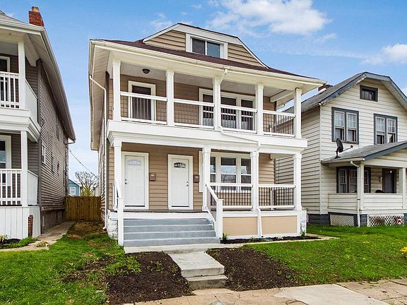 3rd image of 772 Kelton Ave