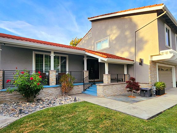 2nd image of 271 Moraga Way