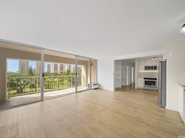 430 Keoniana St APT 308, Honolulu, HI 96815