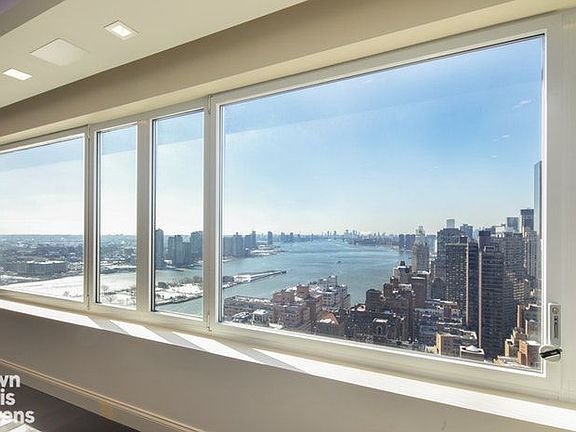 4th image of 425 E 58th St APT 36G