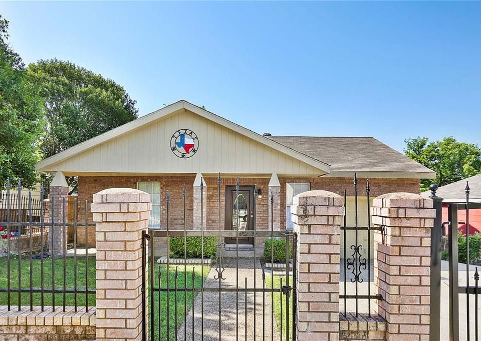 1st image of 2710 Christine Ct