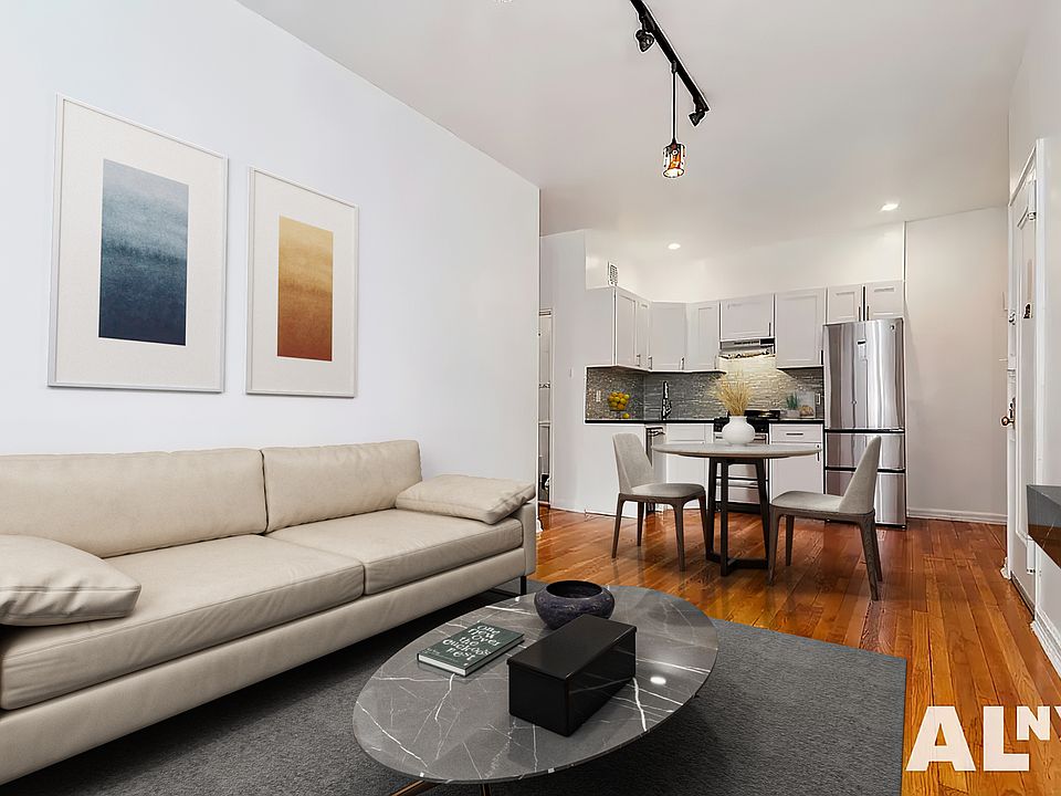 2nd image of 69 1/2 Morton St APT 2R