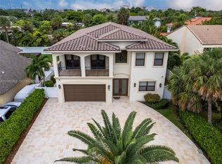 169 SE Wavecrest Way, Boca Raton, FL 33432