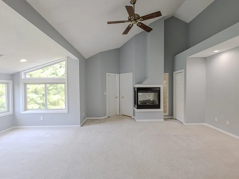445 Captain Eames Cir #445 — Photo 7