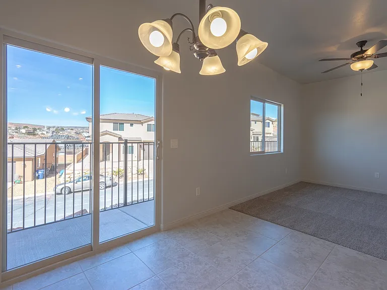 370 W Buena Vista Blvd #111 — Photo 16