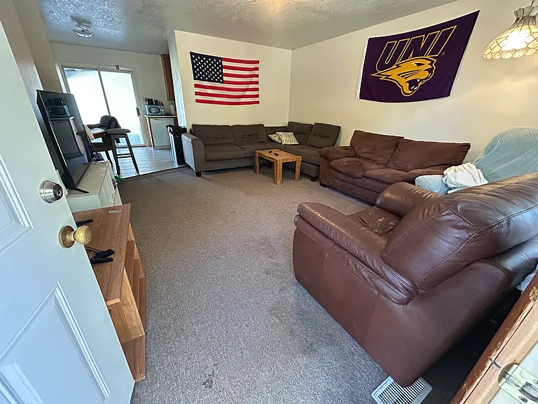 1522 Starview Dr — Photo 3