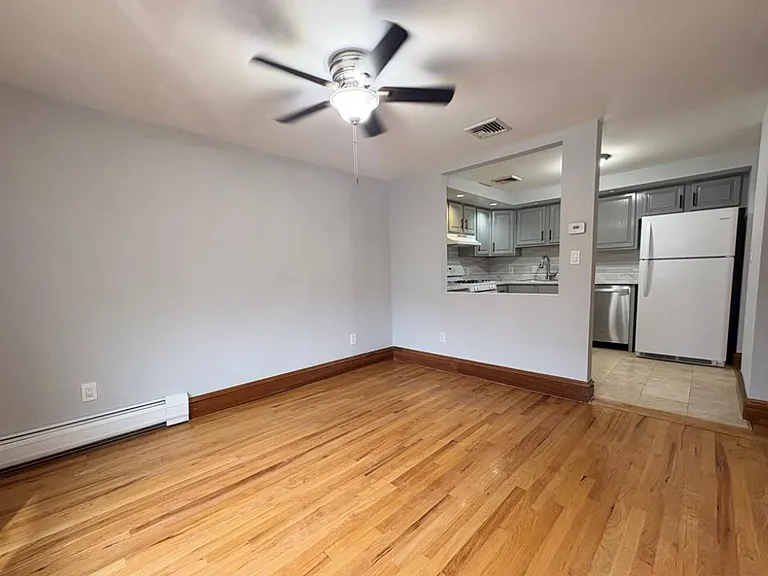 476 Highland Ave #2 — Photo 6