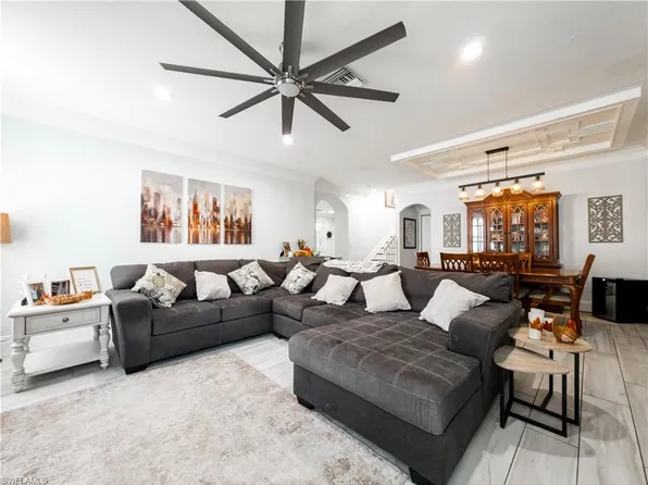 1749 Birdie DR, NAPLES, FL 34120