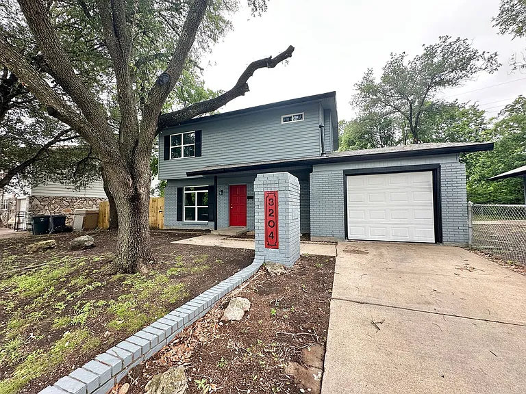 3204 Lake Rd — Photo 1