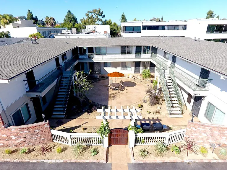 Harbor Villa Apartments — Photo 12