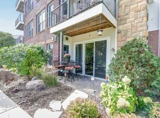 3110 Chestnut St UNIT 116, Chaska, MN 55318