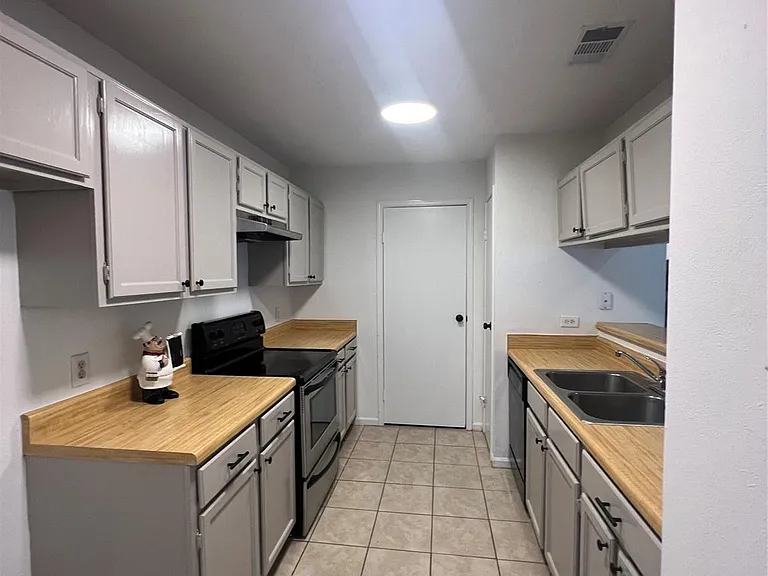 52 Bitterwood Cir — Photo 13