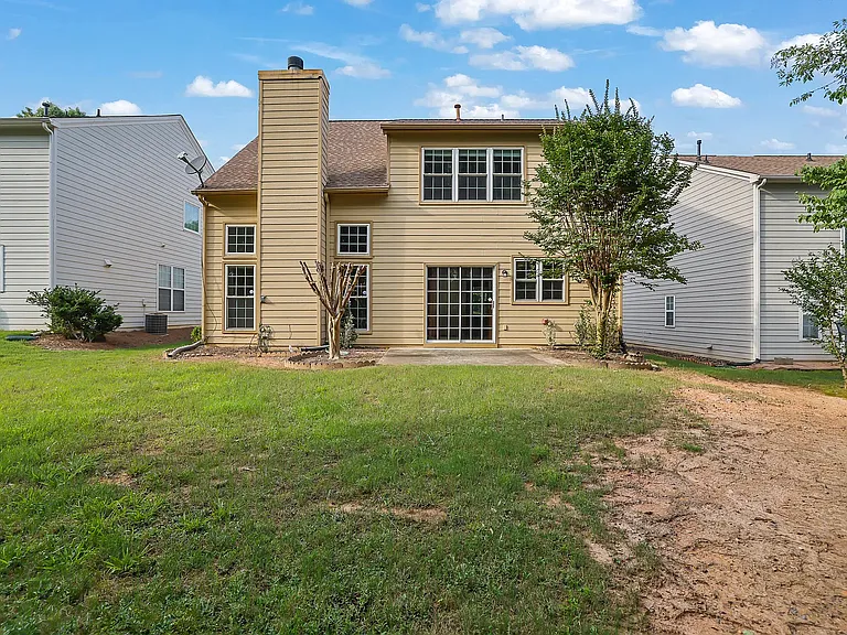 440 Chippenham Ct — Photo 30