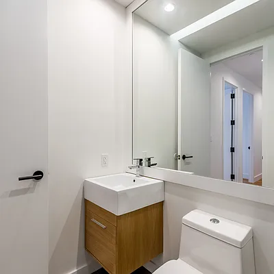 Rented by Nooklyn NYC LLC | media 131