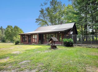 616 Elkhorn Dr, Cadillac, MI 49601