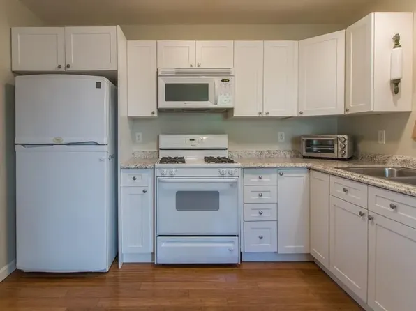 50 Barrington Ave Unit 502, Nashua, NH 03062