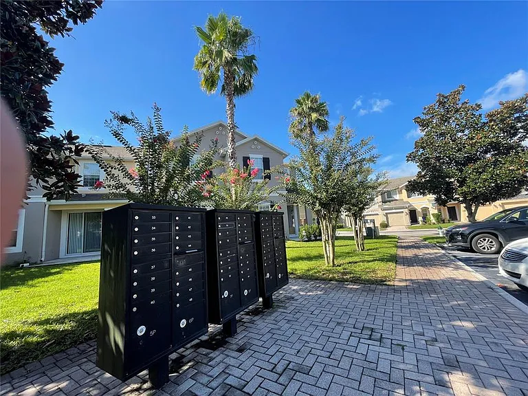 2530 Passamonte Dr #10E — Photo 33