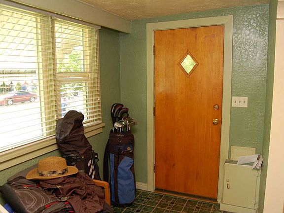 Entryway 2nd View