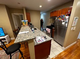 79 Egmont St #1B, Brookline, MA 02446