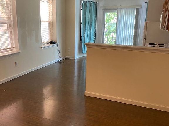 4th image of 1313 N 15th St #8664007