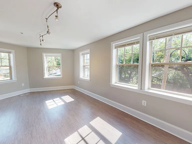 3300 Rhode Island Avenue — Photo 18
