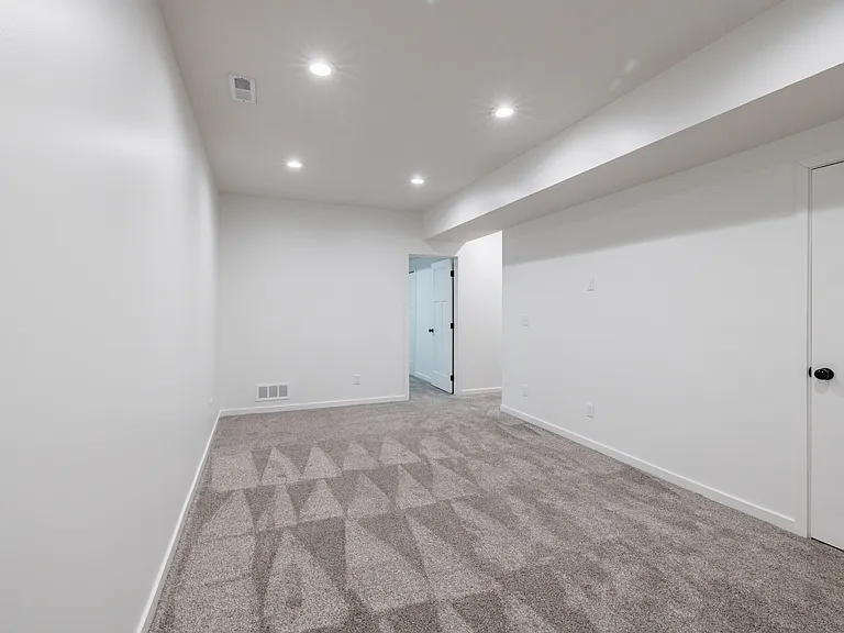 6204 Franciscan Dr — Photo 51