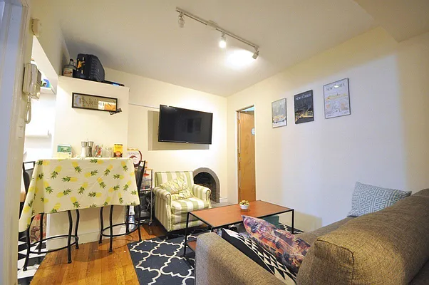 Rented by Compass | media 6