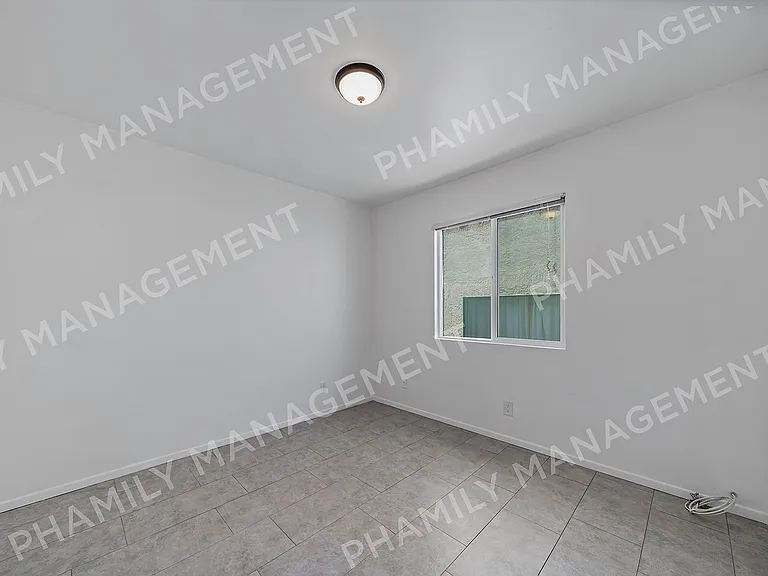 621 N Benton Way #6 — Photo 7