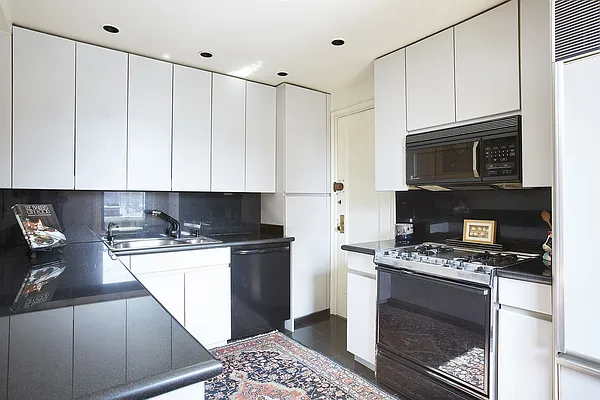 Sold by Stribling | media 11