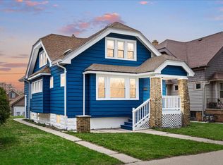 4035 N 15th St, Milwaukee, WI 53209