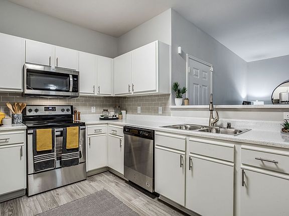 Oak Grove Apartment Rentals - Houston, TX | Zillow