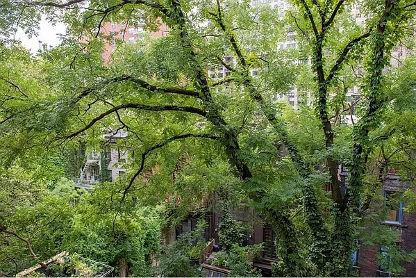 Rented by Keller Williams NYC | media 14