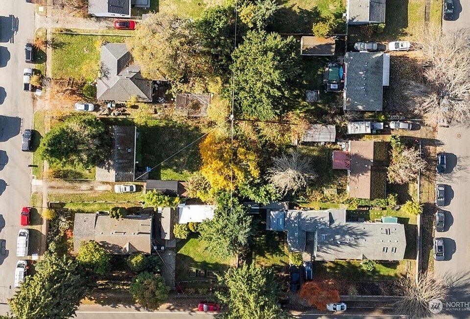 1st image of 190 XX 10th  (Assemblage) Avenue NE