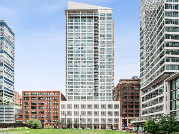 701 S Wells St APT 903, Chicago, IL 60607