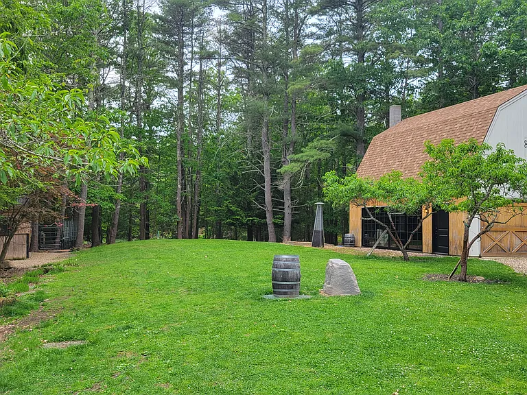 19 Scotland Point Rd — Photo 5